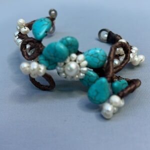 Handmade beautiful adjustable bracelet turquoise white pearl and brown (A-86)
